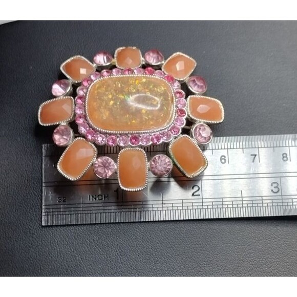 VTG Cabochon Brooch Pin Cut Glass Salmon Pink Rhinestones Statement Silver Tone - Picture 4 of 5